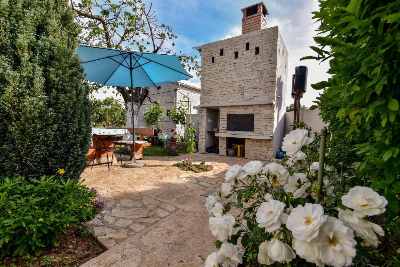 Ferienwohnung Nena Sukošan Exterior foto