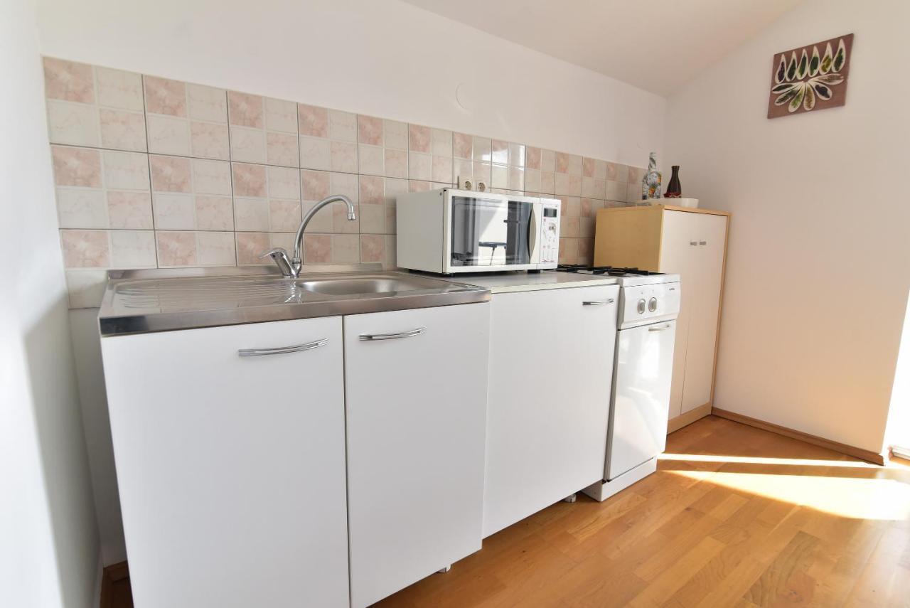 Ferienwohnung Nena Sukošan Exterior foto