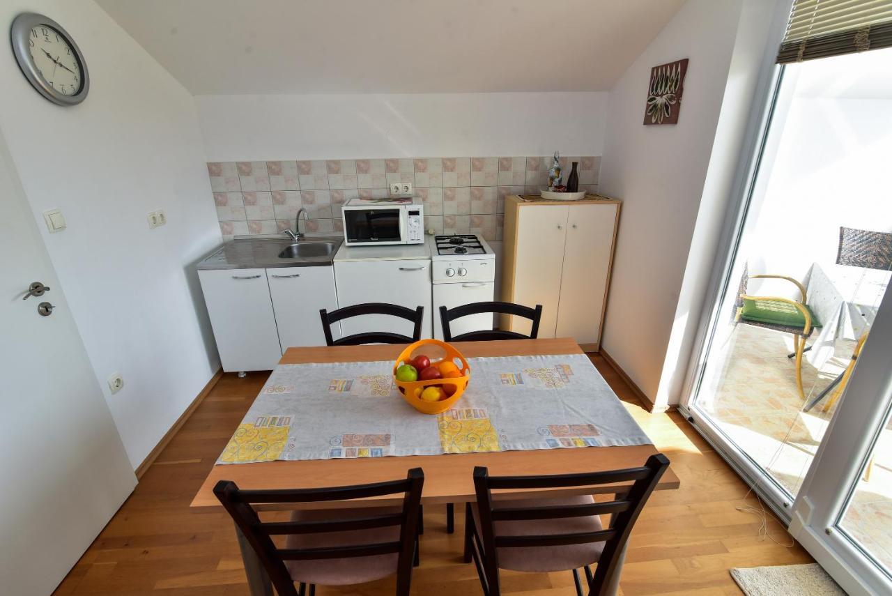Ferienwohnung Nena Sukošan Exterior foto