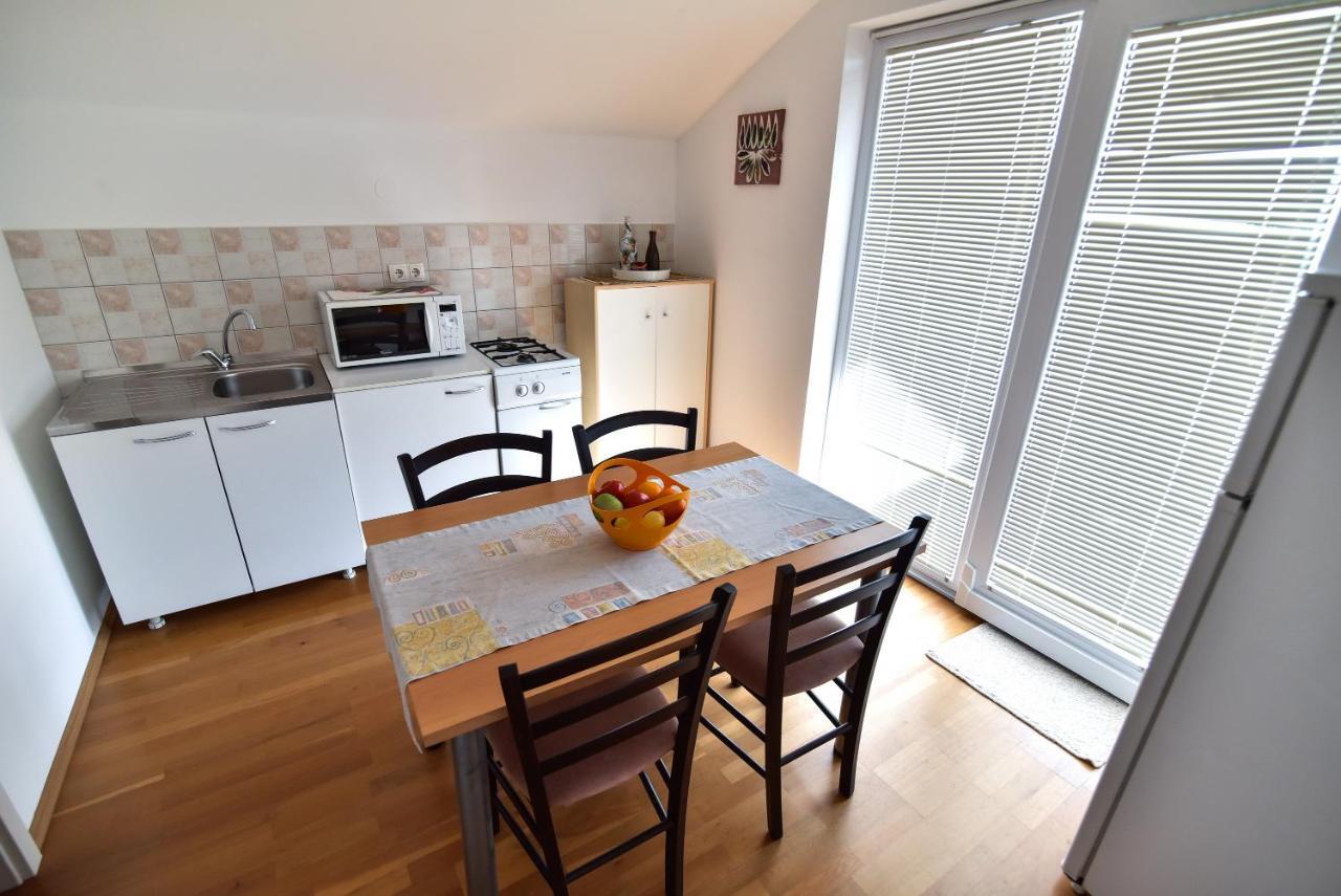 Ferienwohnung Nena Sukošan Exterior foto