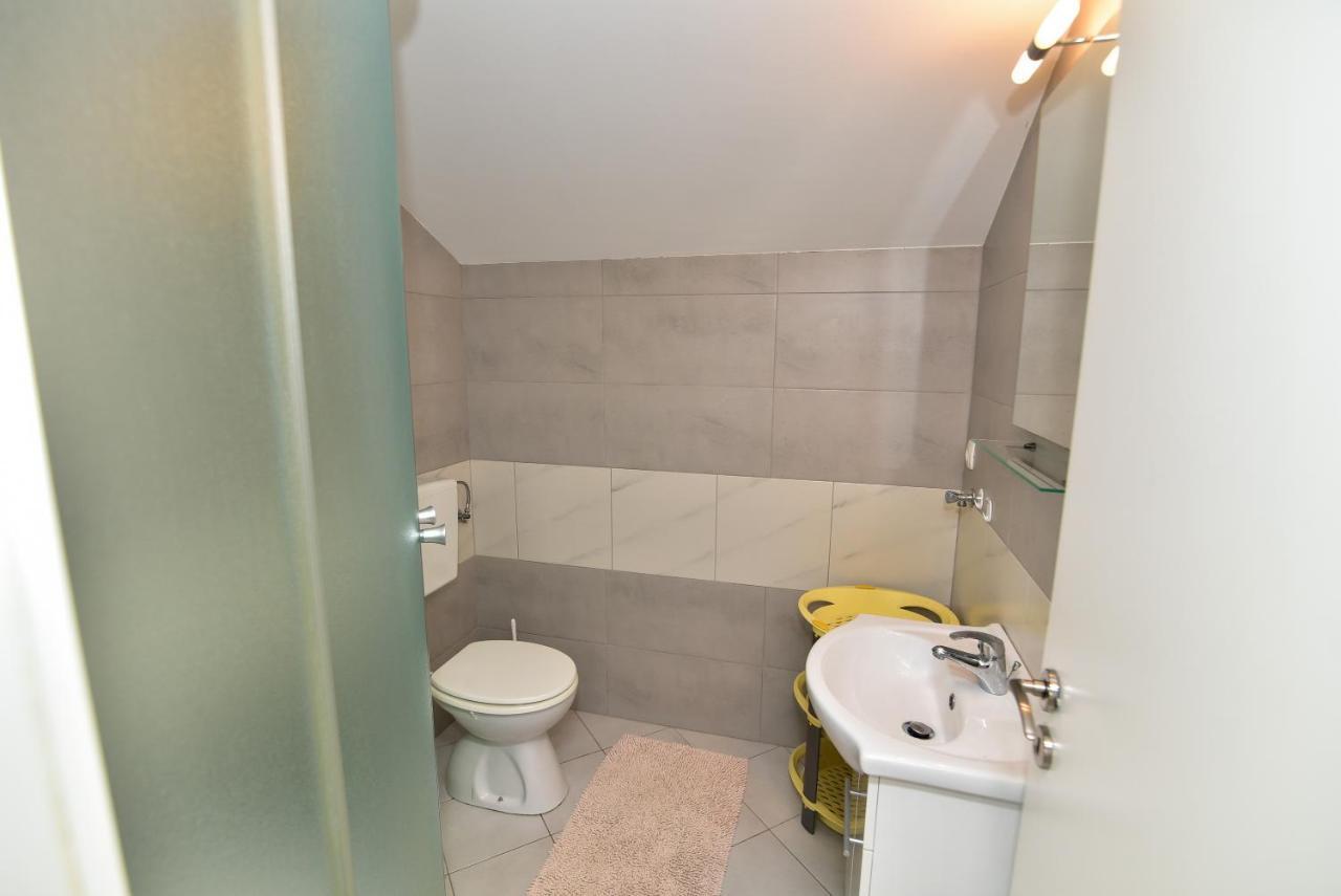 Ferienwohnung Nena Sukošan Exterior foto