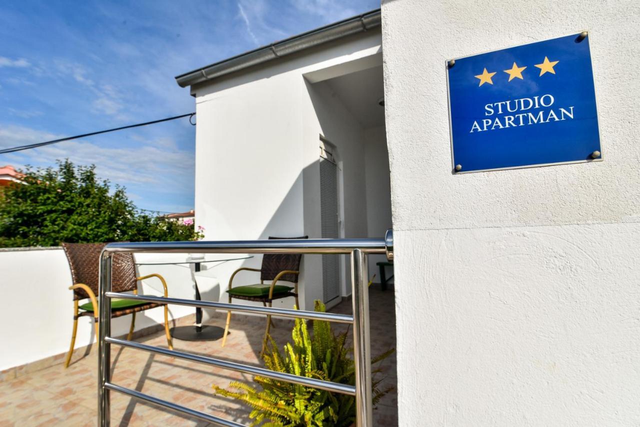 Ferienwohnung Nena Sukošan Exterior foto